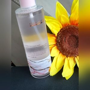 Manna Kadar Hydration Happy Hydrating Face Mist